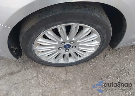 2016 Ford Fusion Hybrid Se из США, поврежденный, VIN 3FA6P0LU7GR406135